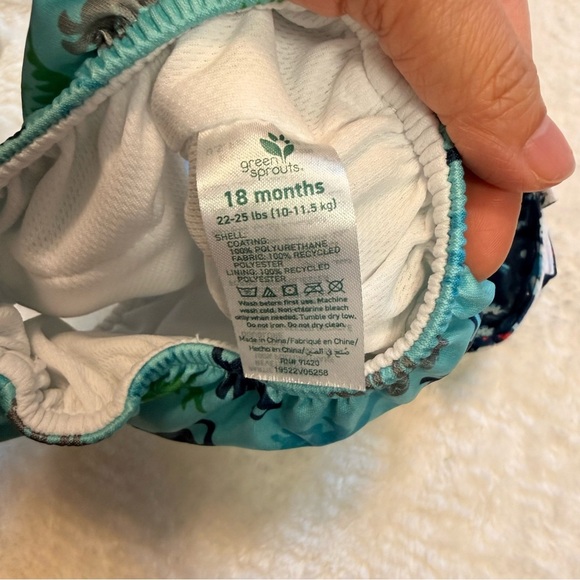 🚨SOLD🚨NWOT Green Sprouts Boy Reusable Swim Diaper 18m - Picture 3 of 5